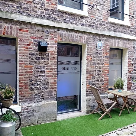 Quai N 10 Apartment