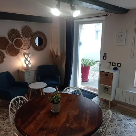 Apartment Quai N 10 *