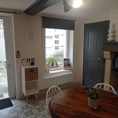 Quai N 10 Apartment *